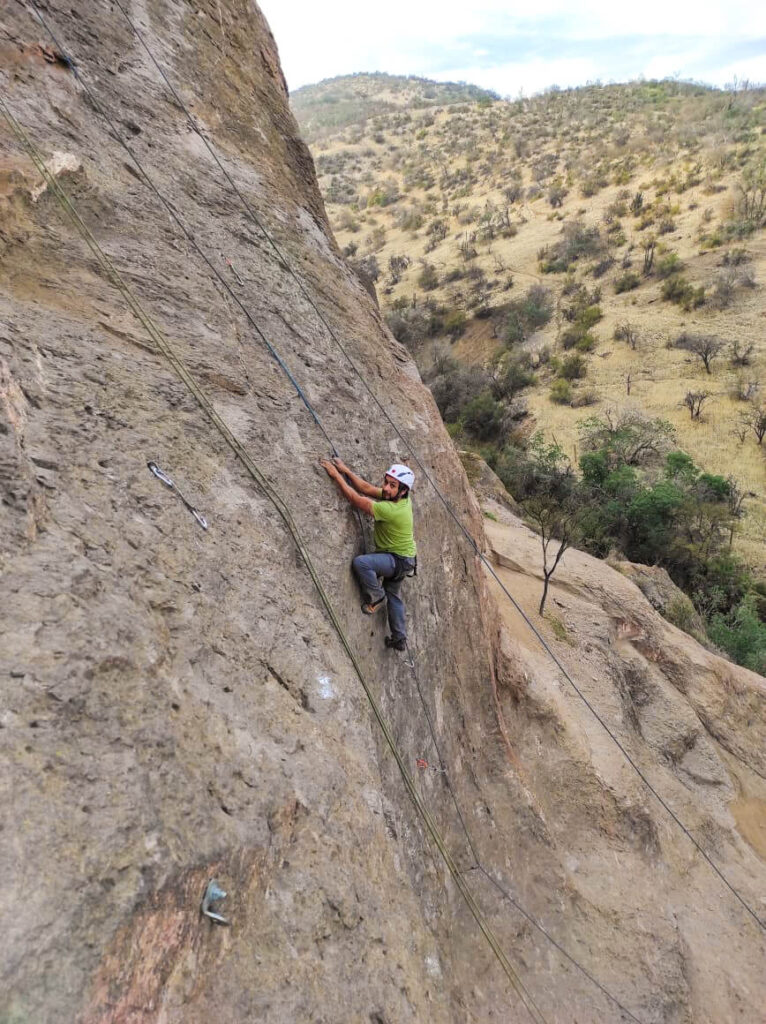 curso-escalada-roca-cuesta-chacabuco-agosto-2021-v3